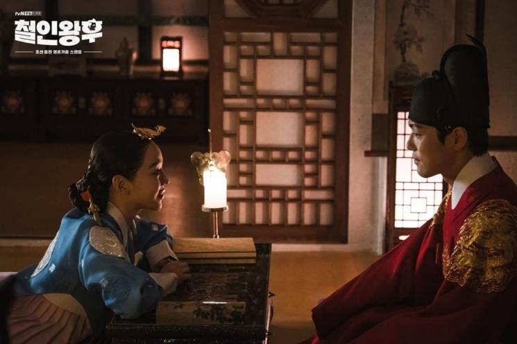 Mr. Queen (Instagram/@tvndrama.official)