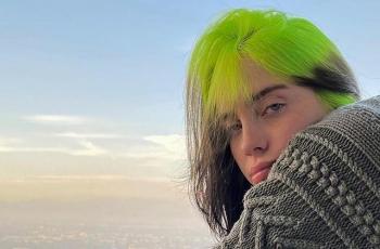 Billie Eilish Pamer Foto Lagi Pipis Bikin Netizen Kaget: Estetik Banget