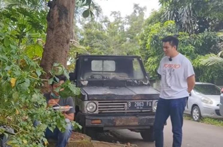 Baim Wong tolak pria minta bantuan. (Youtube/BaimPaula)