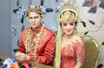 8 Sudut Rumah Mewah Handika Pratama dan Rosiana Dewi, Berasa di Vila Bali