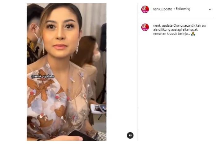 Awkarin ngaku ditikung. (Instagram/@nenk_update)