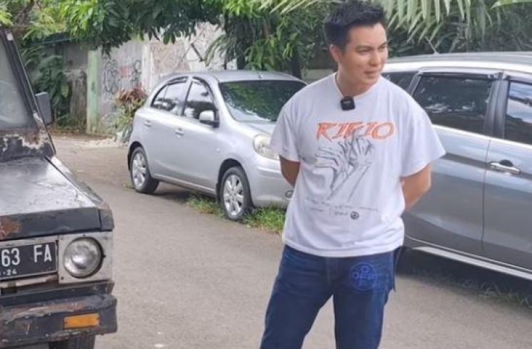 Baim Wong tolak pria minta bantuan. (Youtube/BaimPaula)