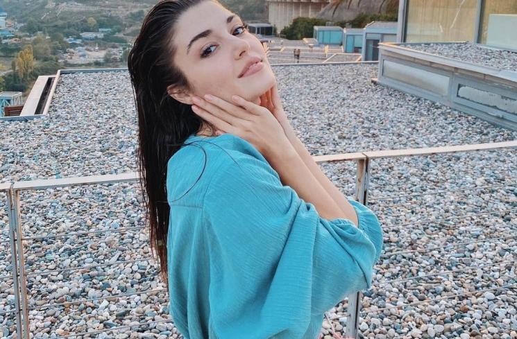Hande Ercel, wanita tercantik di dunia 2020. (Instagram/@handemiyy)
