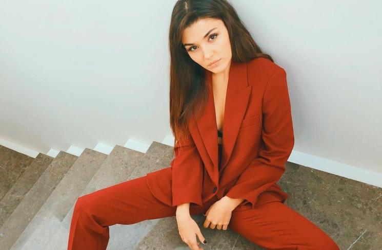 Hande Ercel. (Instagram/@handemiyy)