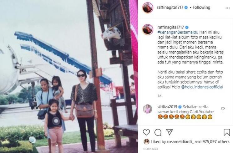 Masa kecil Nagita Slavina bersama Rieta Amalia (Instagram.com/raffinagita1717)