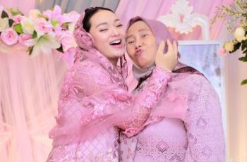 Posting Kenangan saat Umrah, Zaskia Gotik: Rindu Banget Berkunjung ke Rumah Allah