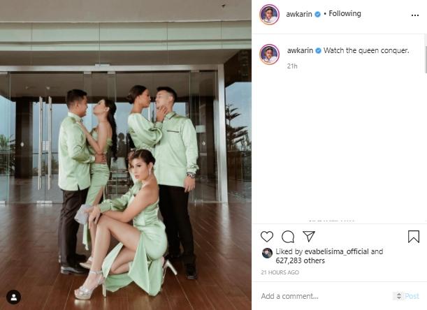 Awkarin tampil elegan tanpa pasangan (Instagram.com/awkarin)