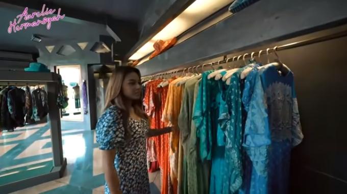 Aurel Hermansyah (YouTube/Aurelie Hermansyah)