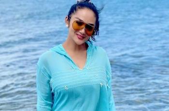 Krisdayanti Tampil Beda Pakai Poni, Dipuji Kayak Masih Gadis