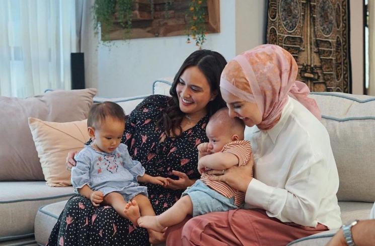 Shandy Aulia dan Irish Bella (Instagram.com/_irishbella_)