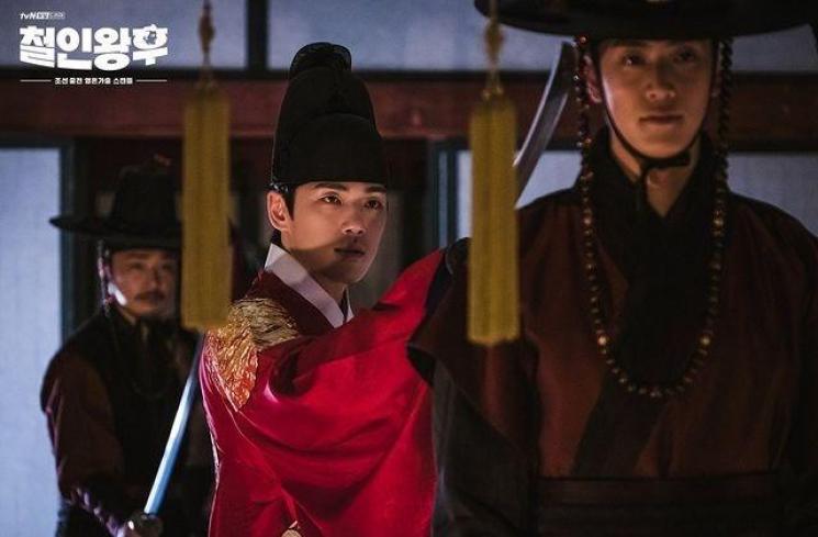 Mr. Queen (Instagram/@tvndrama.official)