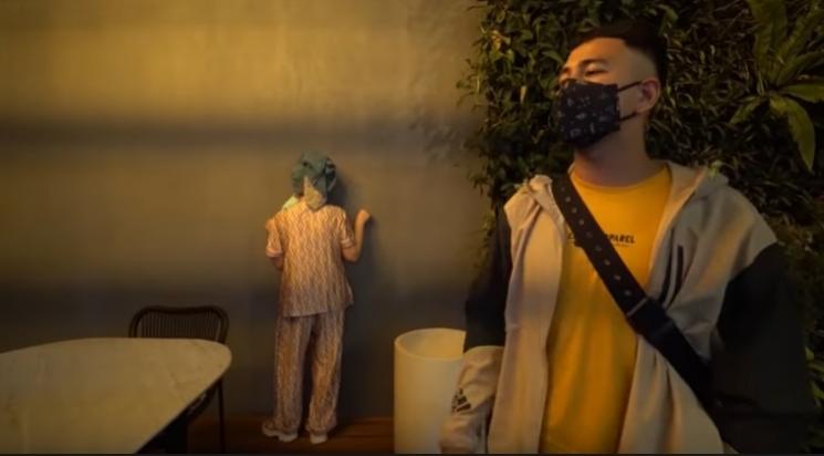 Raffi Ahmad marah Nagita Slavina beli kursi Rp30 juta. (YouTube/Rans Entertainment)