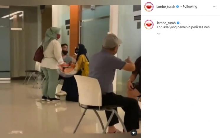 Rizki DA antar istri ke rumah sakit. (Instagram)