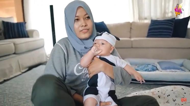 Baby Air Rumi Akbar 1453. (YouTube/Aish TV)