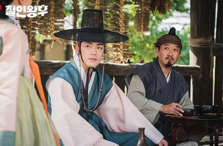 Mr. Queen (Instagram/@tvndrama.official)