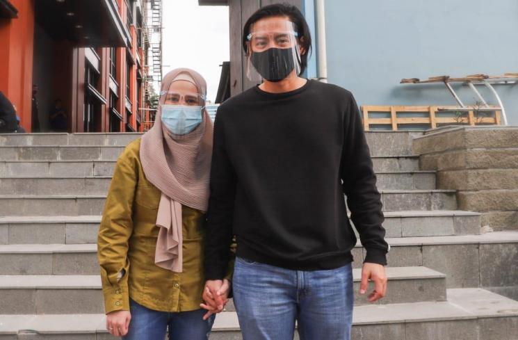 Roger Danuarta dan Cut Meyriska (MataMata.com/Alfian Winanto)