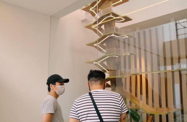 Rumah Raditya Dika. (Youtube/RadityaDika)