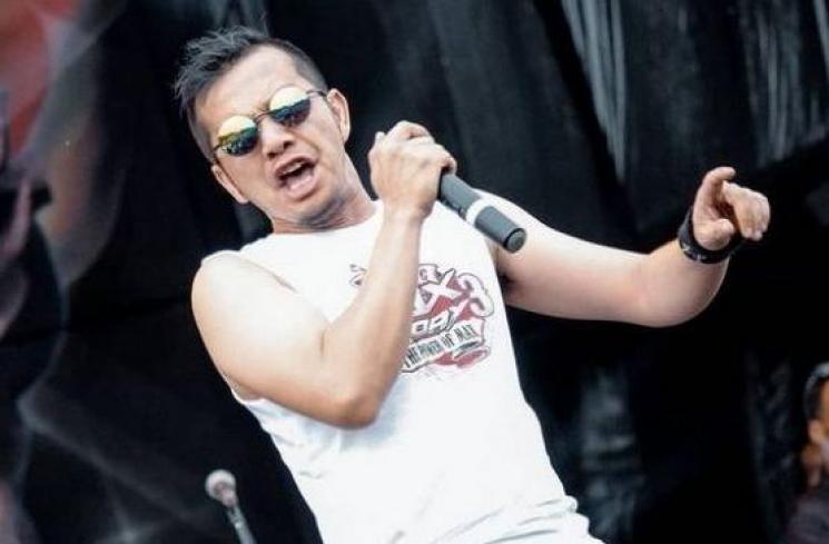 Ahmad Zaki, vokalis Band Kapten dan Lucky Man. [Instagram @hanri.a_a]
