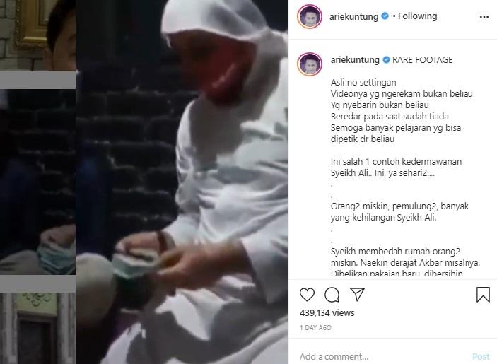 Video viral Syekh Ali Jaber bagi-bagi uang ke pemulung. (Instagram)