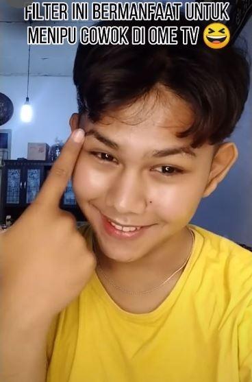 Kembaran Vanesha Prescilla. (TikTok/@aziiisss)