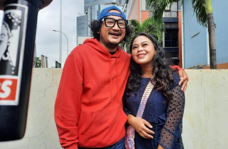 Isa Bajaj Resmi Laporkan Kasus Pelecehan Yang Dialami Istri ke Polisi. (MataMata.com/Evi Ariska)