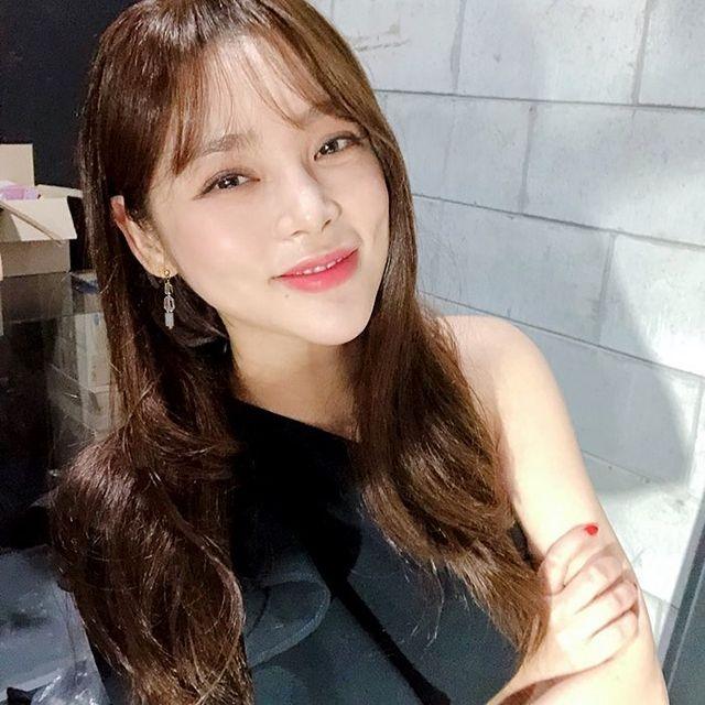 Park Si Yeon (Instagram/@l.h.mom)