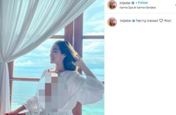 Jessica Iskandar pamer belahan dada. (Instagram/@inijedar)