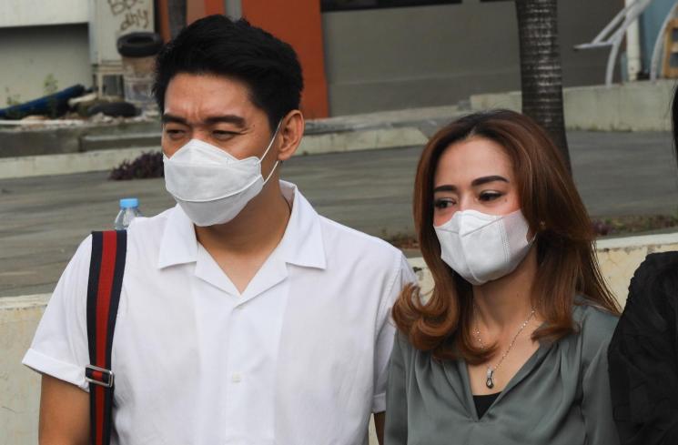 Ifan Seventeen dan kekasihnya Citra Monica. [Matamata.com/Alfian Winanto]