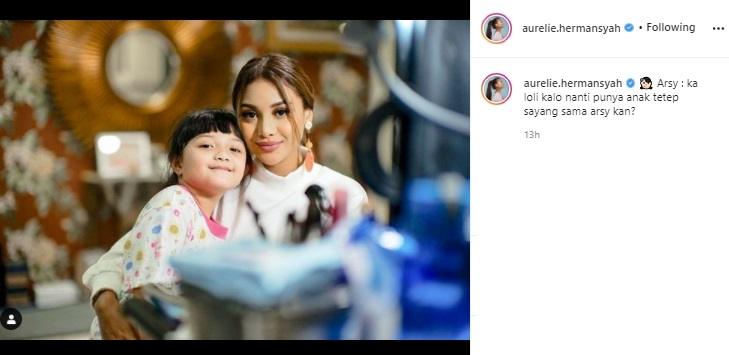 Aurel Hermansyah dan Arsy. (Instagram/@aurelie.hermansyah)