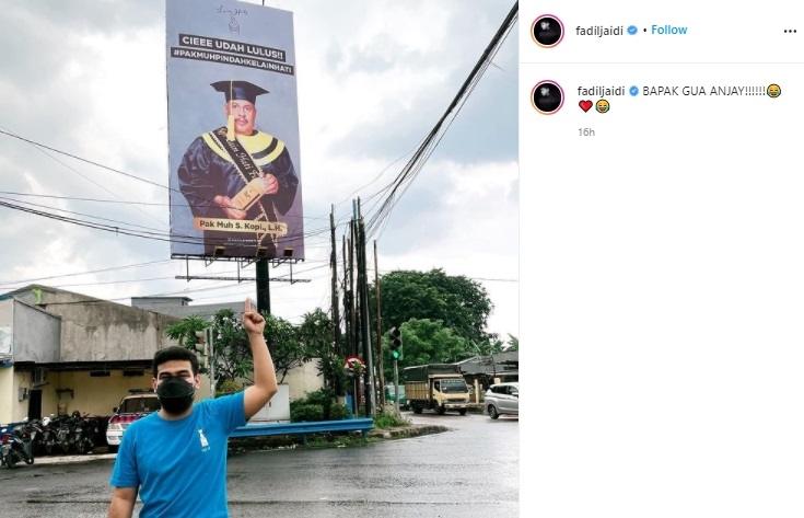 Pak Muh nampang di baliho. (Instagram/@fadiljaidi)