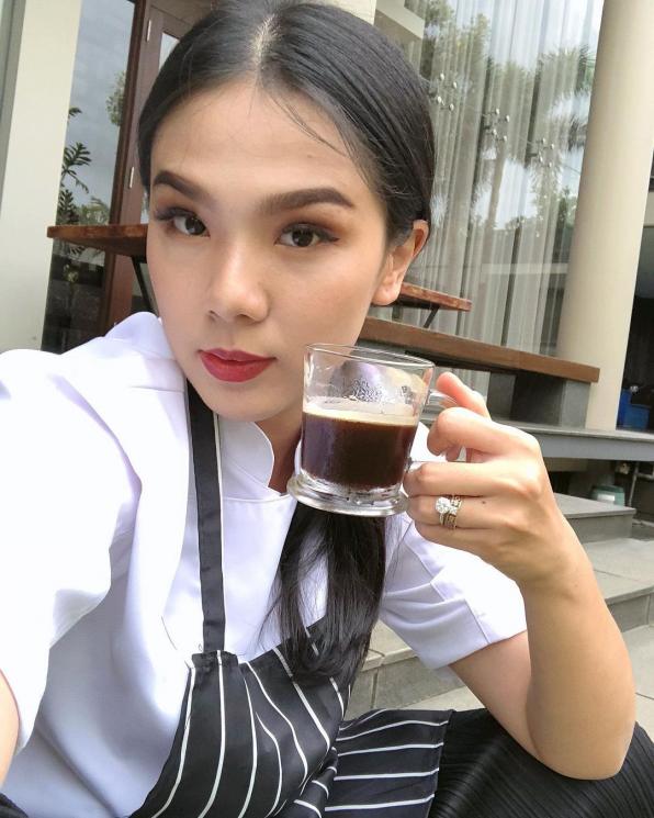 Devina Hermawan (Instagram.com)