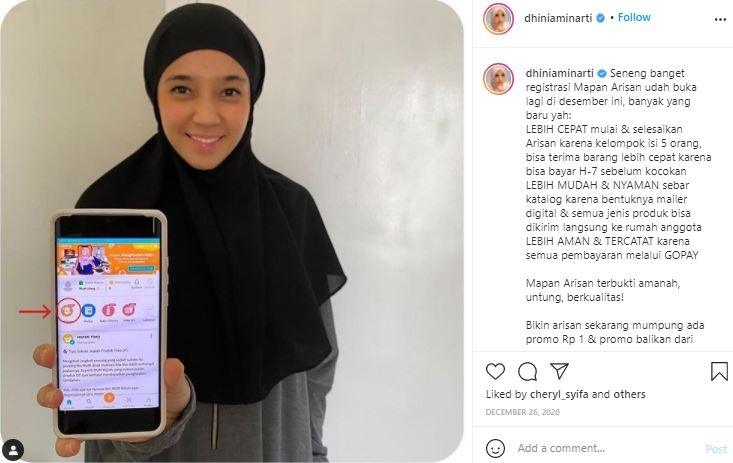 Pundi-pundi uang Dhini Aminarti. (Instagram/@dhiniaminarti)