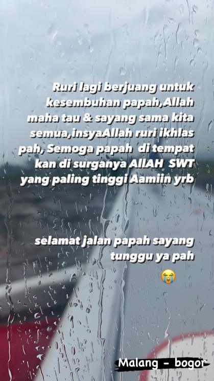 Ayah Ruri Repvblik meninggal dunia. (Instagram/@ruri_repvblik)