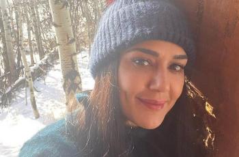 Preity Zinta Pamer Potret Bareng Ibu Mertua Bule, Captionnya Bikin Meleleh