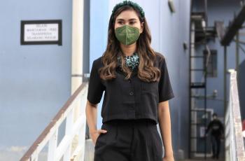 Syahnaz Sadiqah Parno Ibunya Positif Covid-19, Berharap Segera Divaksin