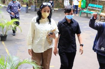 Nindy Ayunda Bantah Tudingan Suami Sudah Culik dan Aniaya Sopir Pribadinya
