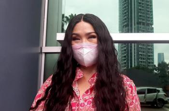 Titi DJ Curhat Soal Nasib Face Shield Uniknya setelah Ditegur dr Tirta
