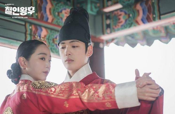 Mr. Queen (Instagram/@tvndrama.official)