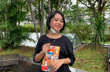 Cimoy Montok Berhijab Santun dan Glowing, Auto Ramai Disanjung