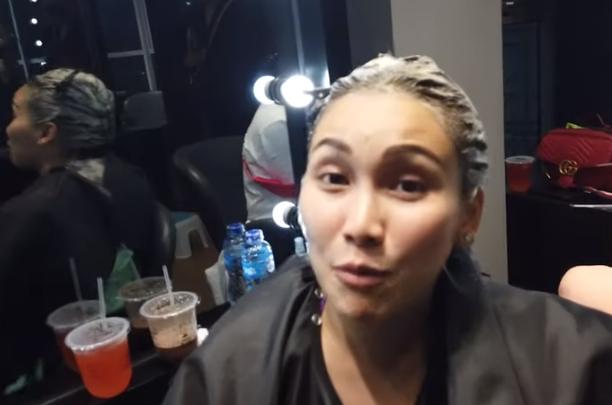 Ayu Ting Ting saat ngobrol bareng Ivan Gunawan (Youtube.com/IvanGunawan)