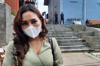 Bikin Intan Ratna Kaget, Cuma Urus Cerai Maell Lee Bawa 11 Pengacara
