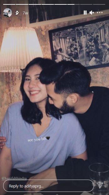 Aditya Prayoga dan pacar baru, Hanifah Hindra. (Instagram/@adityaprg)