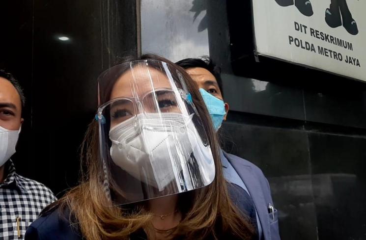 Gisella Anastasia di Polda Metro Jaya. (MataMata.com/Yuliani)