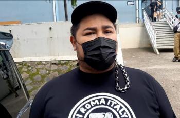 Ivan Gunawan Posting Foto Kulkas dan Lemari Terendam Banjir: Yang Sabar!