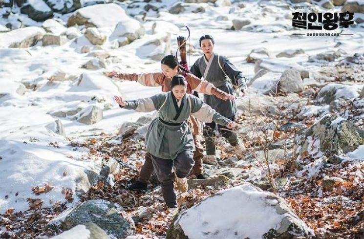 Mr. Queen (Instagram/@tvndrama.official)