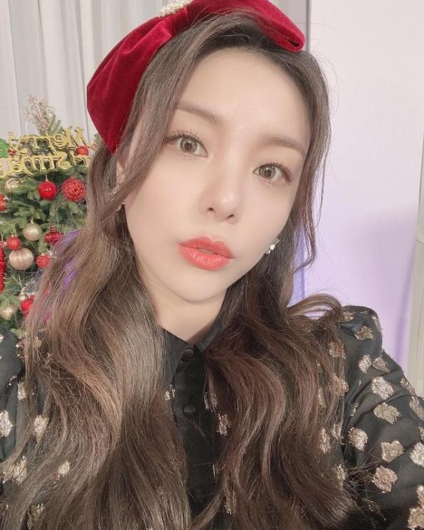Ailee (Instagram/@aileeonline)