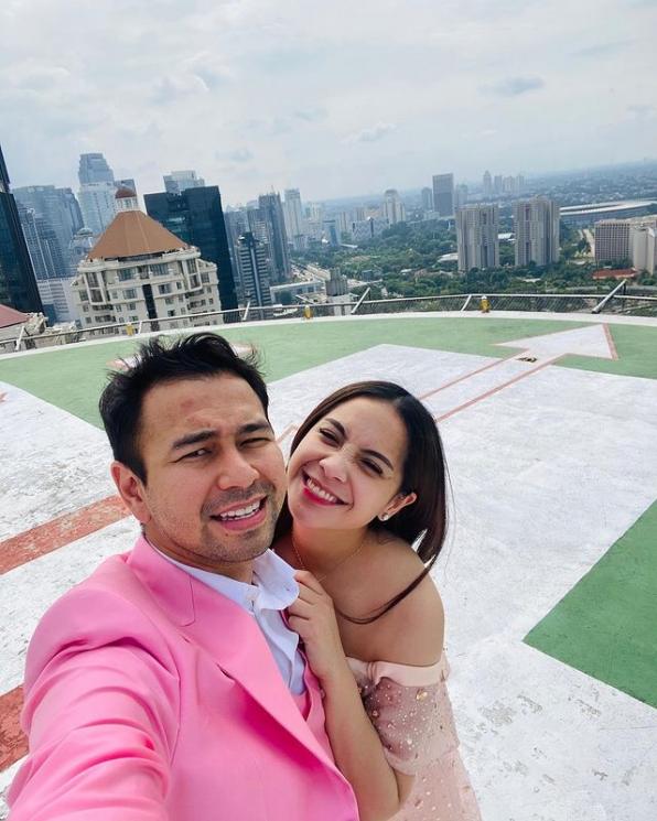 Raffi Ahmad dan Nagita Slavina. (Instagram/@raffinagita1717)