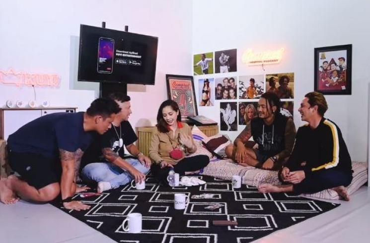 Nagita Slavina bahas minum minuman alkohol. (Youtube/KuyEntertainment)