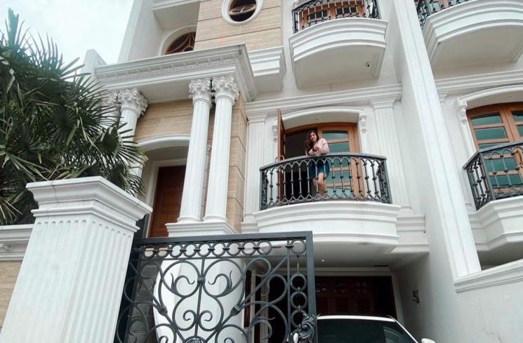 Rumah mewah Sarah Keihl. (Instagram/SarahKeihl)
