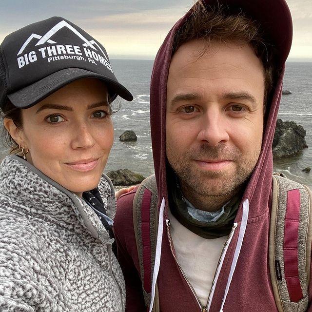 Mandy Moore dan Taylor Goldsmith (Instagram/@mandymooremm)